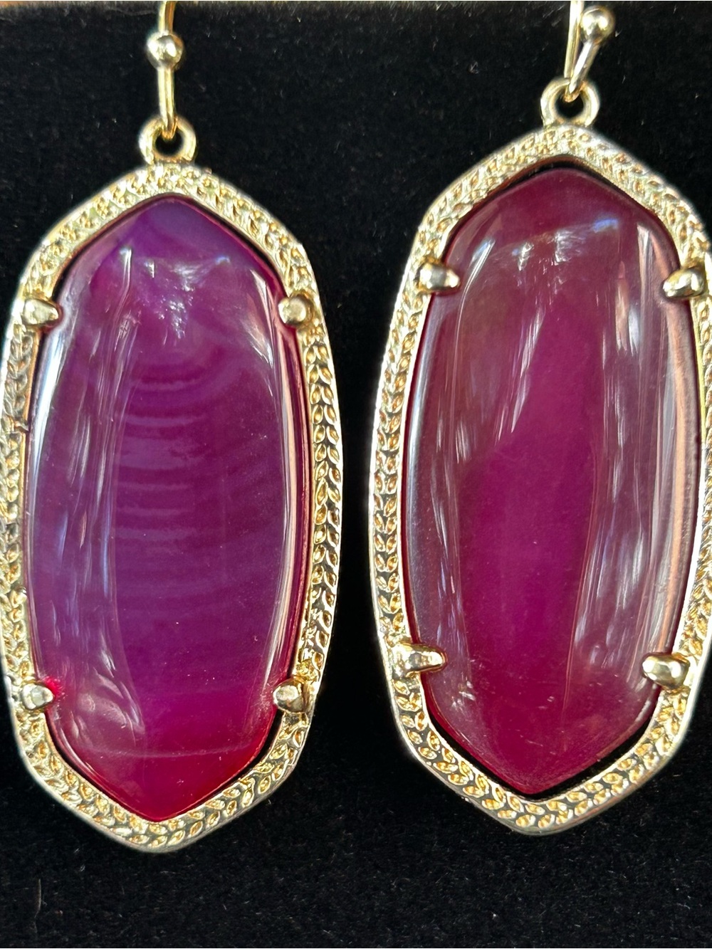Kendra Scott Elle Gold Drop Earrings in Bright Pink Magenta